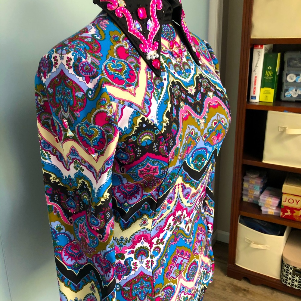 Western pleasure and SMS back zip shirt. Size women’s 12. New!